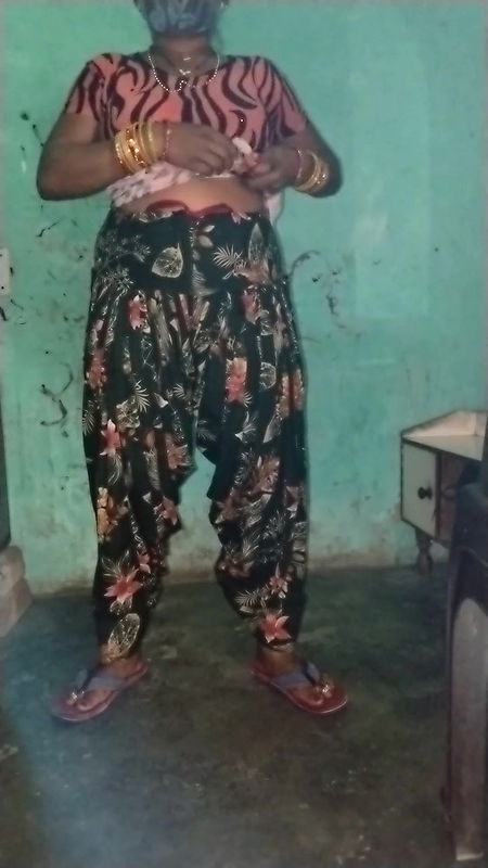 Pelted my wife with a thick cock, tore the injury from the thick land