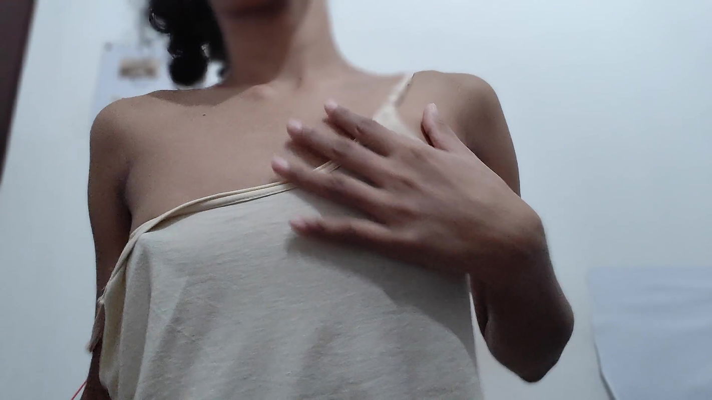 Part 1 – School teen shows off a beautiful body, narrow pussy and small tits are very nice