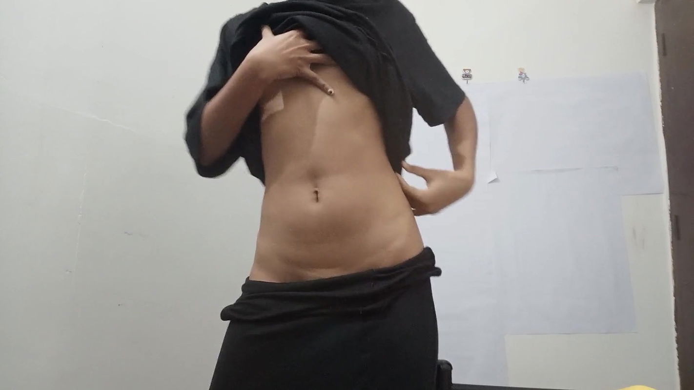 Pakistani College Girl Masturbating On Live