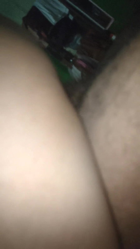 NRI BONGALI BHABI TEPS MONY 5000 PART1