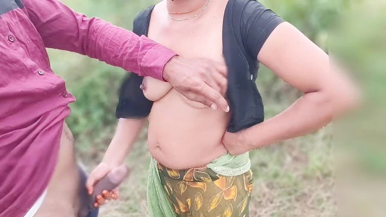 New Hindi Vlog With desi Village gav ki girl jungal me pyar se chudai, ladki bda lund dekhne aai,Full Hindi Hd