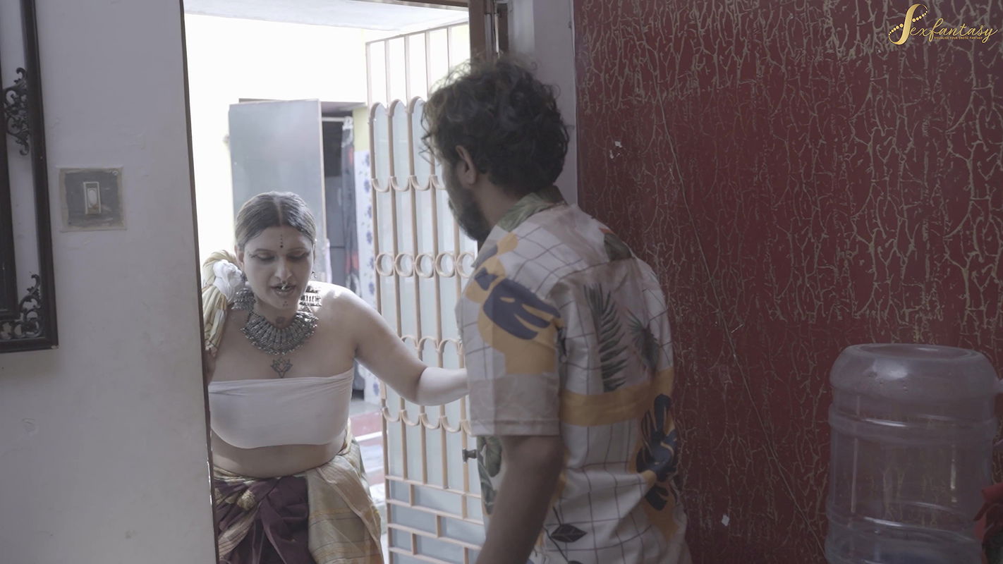 Naughty milf lady played a sex game with the stranger guy