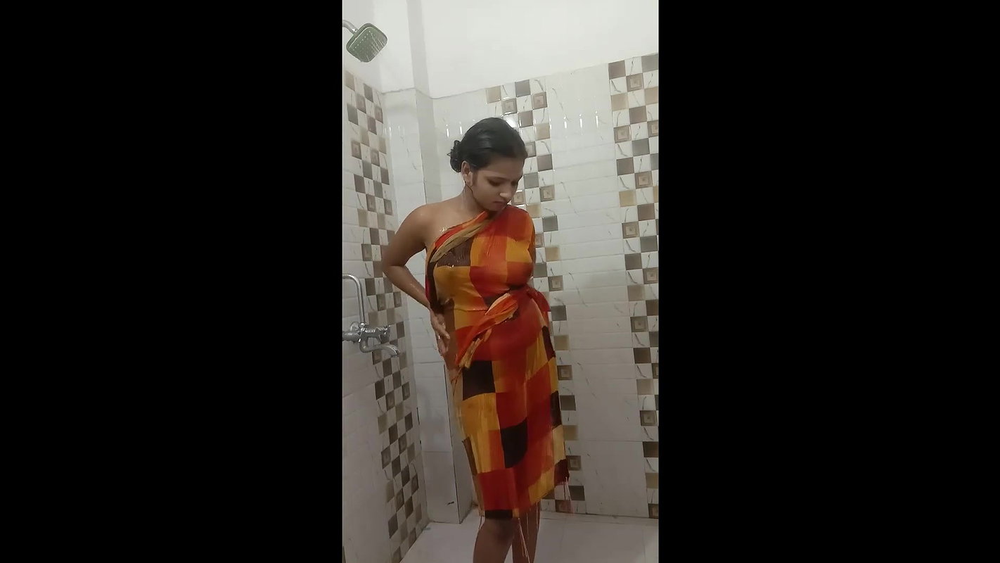 lucknow university couple sarika vikki 3