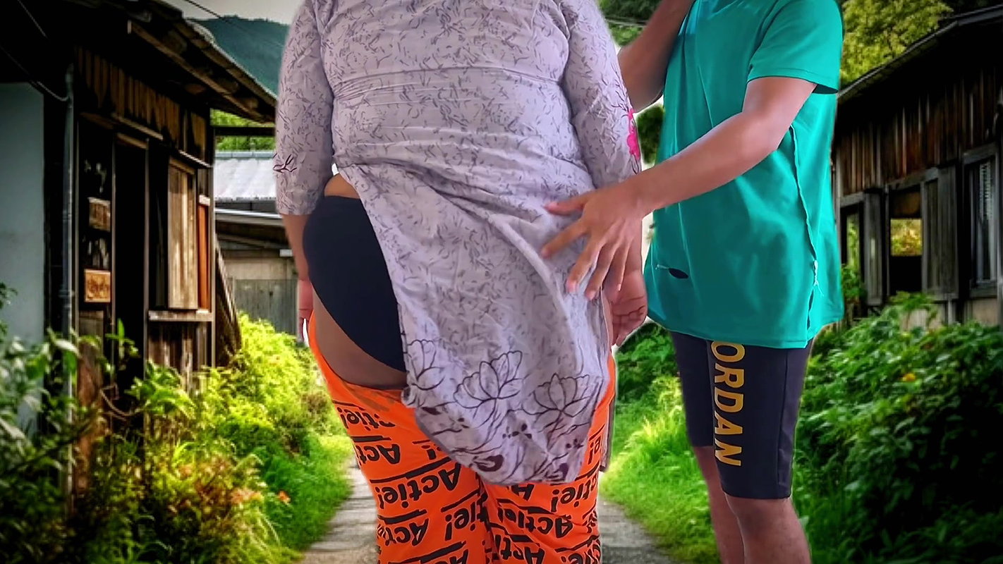 My Horny stepmom want fuck from me, then Laying blankets on village roads near the house & fuck pleased her – Outdoor jungle sex