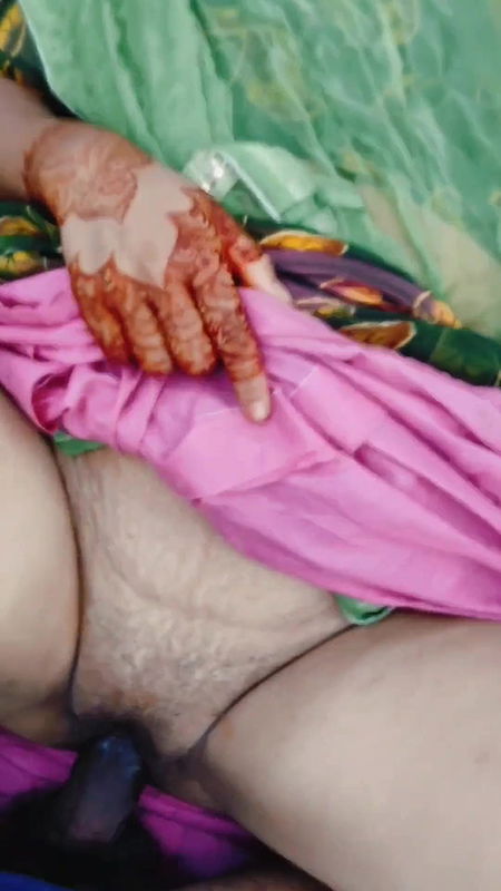 mota lund bahut pasand hai devar ji, chodo mujhe or joe se, desi indian bhabhi fucked by devar outdoor jaungal se hindi HD