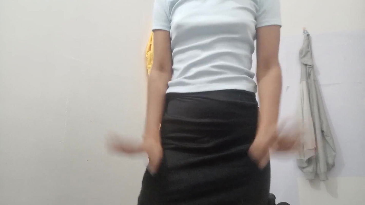 Mature Assamese Lady Fingering Pussy