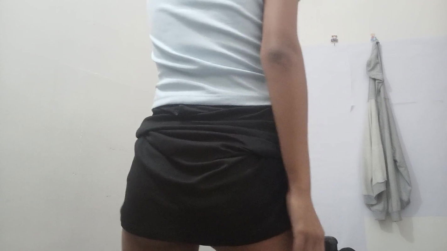 Mature Assamese Lady Fingering Pussy