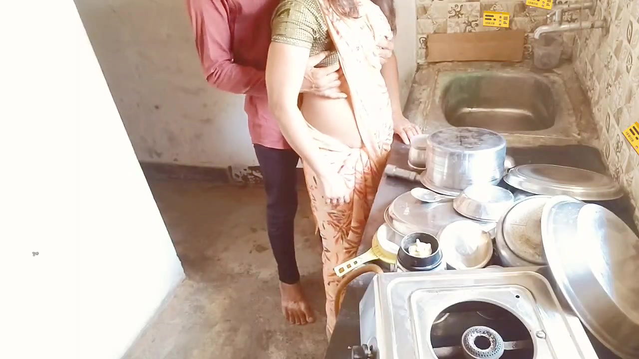 Maid fucked by her boss The boss increased the salary of the maid and fucked her hindi audio