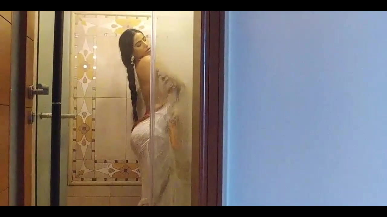 miss devika stripptease hot show 2