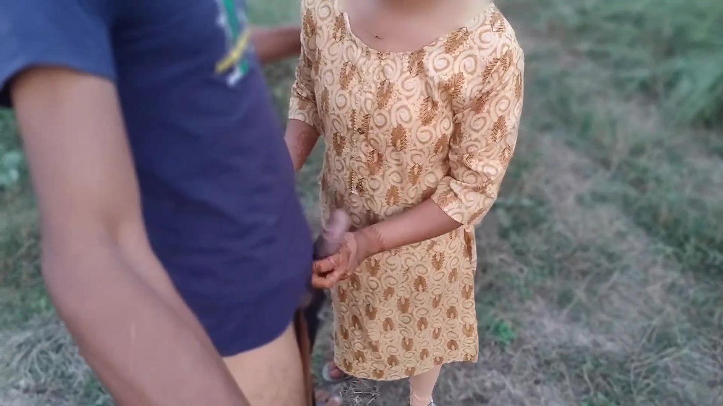 Jija sali fucking outdoor jaungal, real sali Jija fucking, sali very happy with her jiju, hindi audio outdoor HD