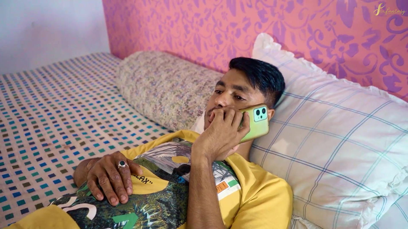 Jawan larka ne apne maa jaise aurat ke sath full body sexy massage karaya