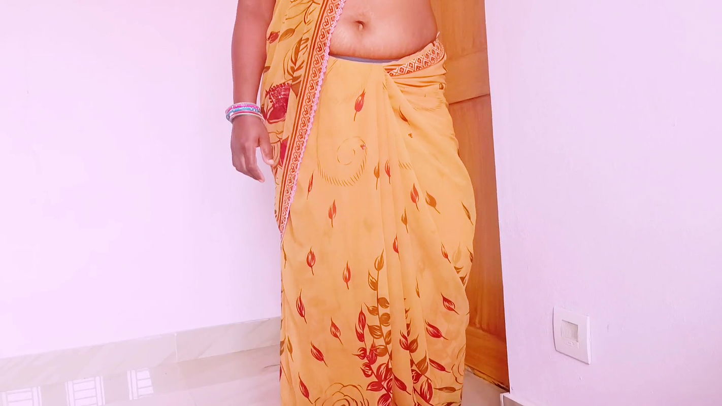 Indian stepdad fucking stepson’s wife crezy telugu dirty talksindian saree sex