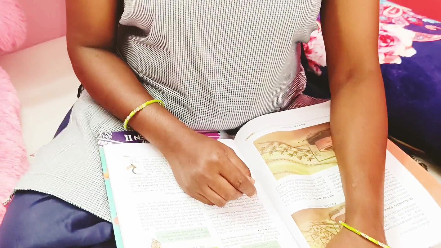 Indian school girl fucking neighbour uncle Telugu DIRTY Talks