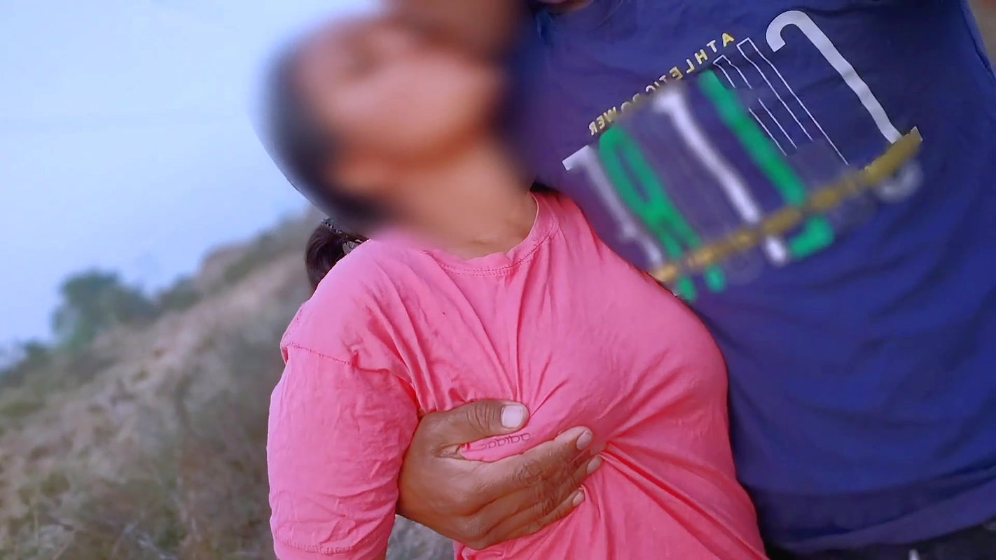 Indian Hot Sali ki chudai in Jungle, Jija sali sex video vlog in Jungle, village girl hot sali Tight pussy fucked Hindi Audio