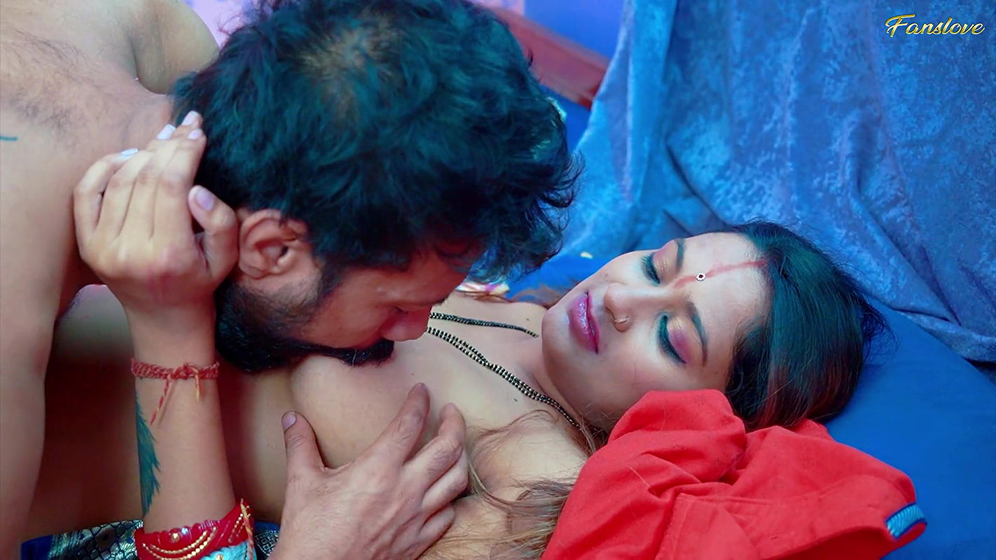 Indian desi wife fucked hard by her servant