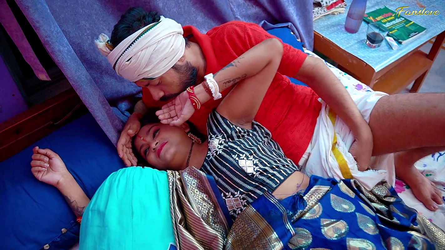 Indian desi wife fucked hard by her servant