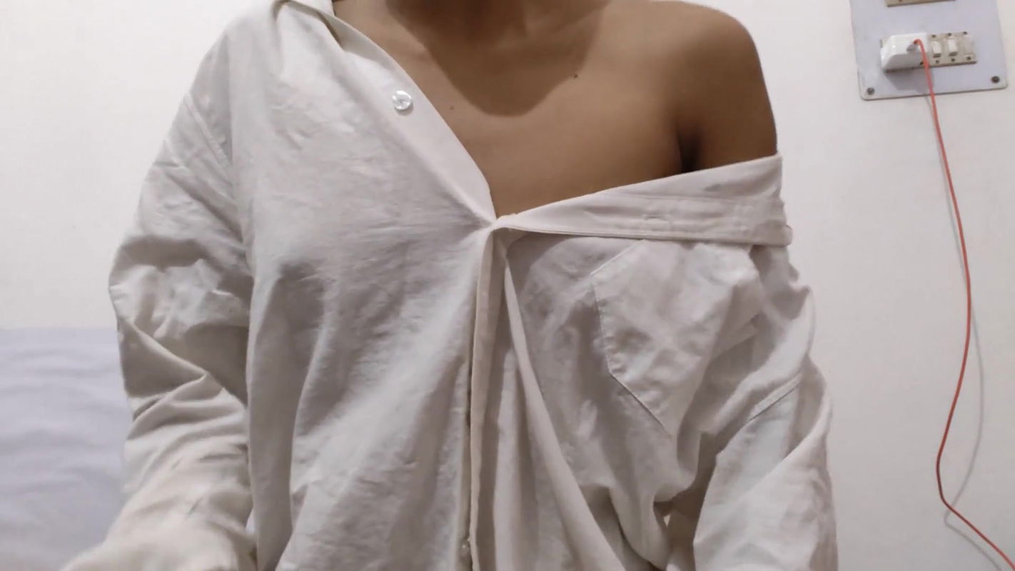 Indian desi village teen college girl punful candle drop on boobs torture BDSM pain