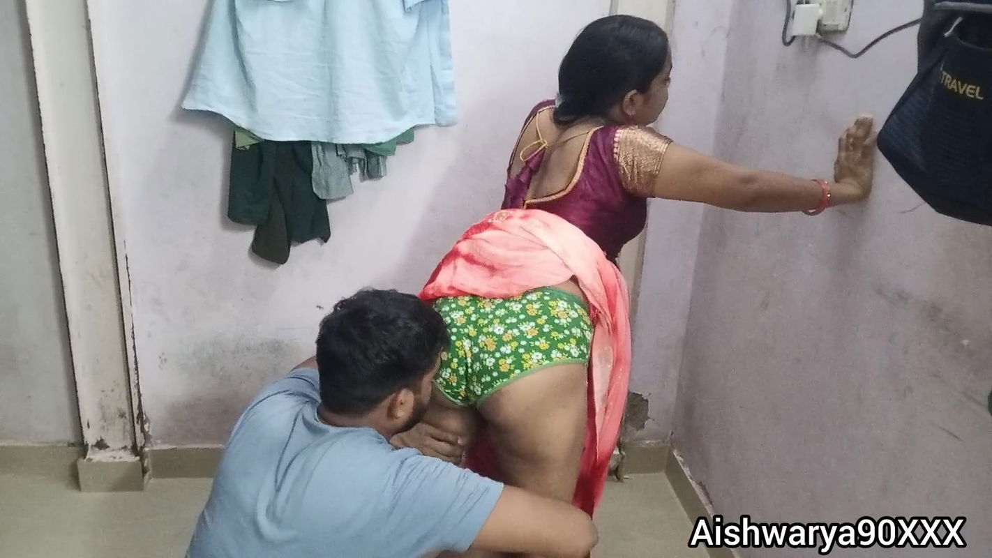 Indian Desi Sexy Bhabhi Ki Saari Utha Ke Mast Hardcore Chudai Indian Desi Hindi BF Videos