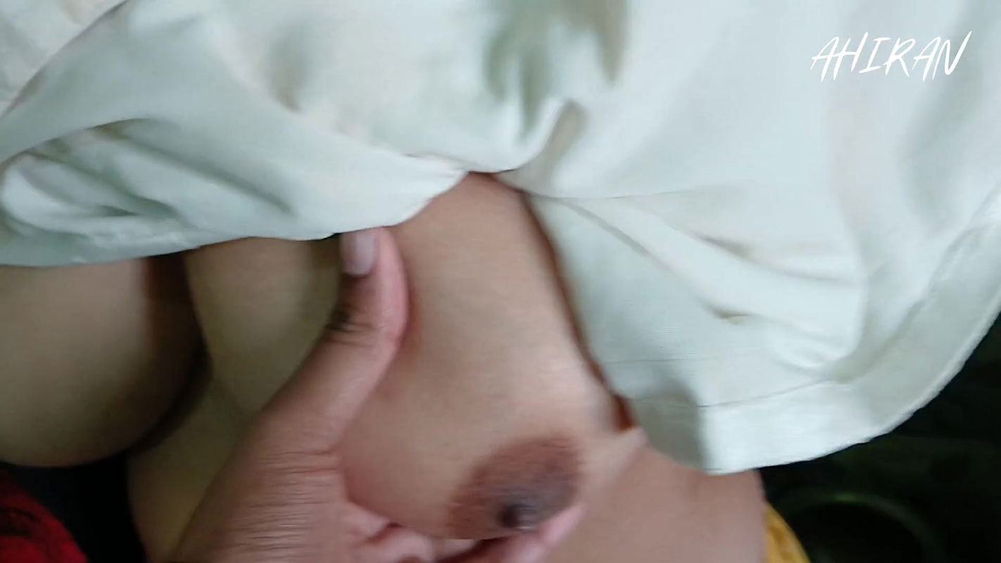 INDIAN DESI KAJAL REVIEW AND FOREPLAY HER BOOBS WITH HER BOYFRIEND