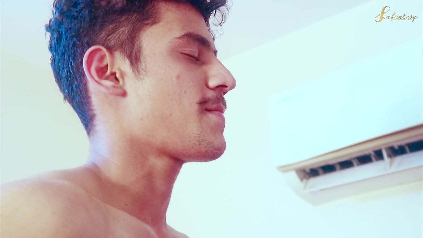 Indian desi girlfriend celebrates her boyfriend’s birthday