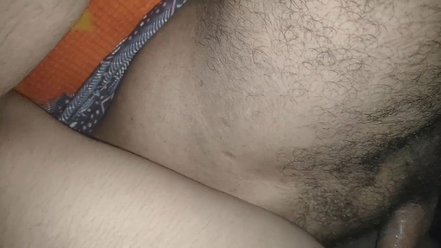 Indian desi bhabi ne buy frand ku bulakakar chudale