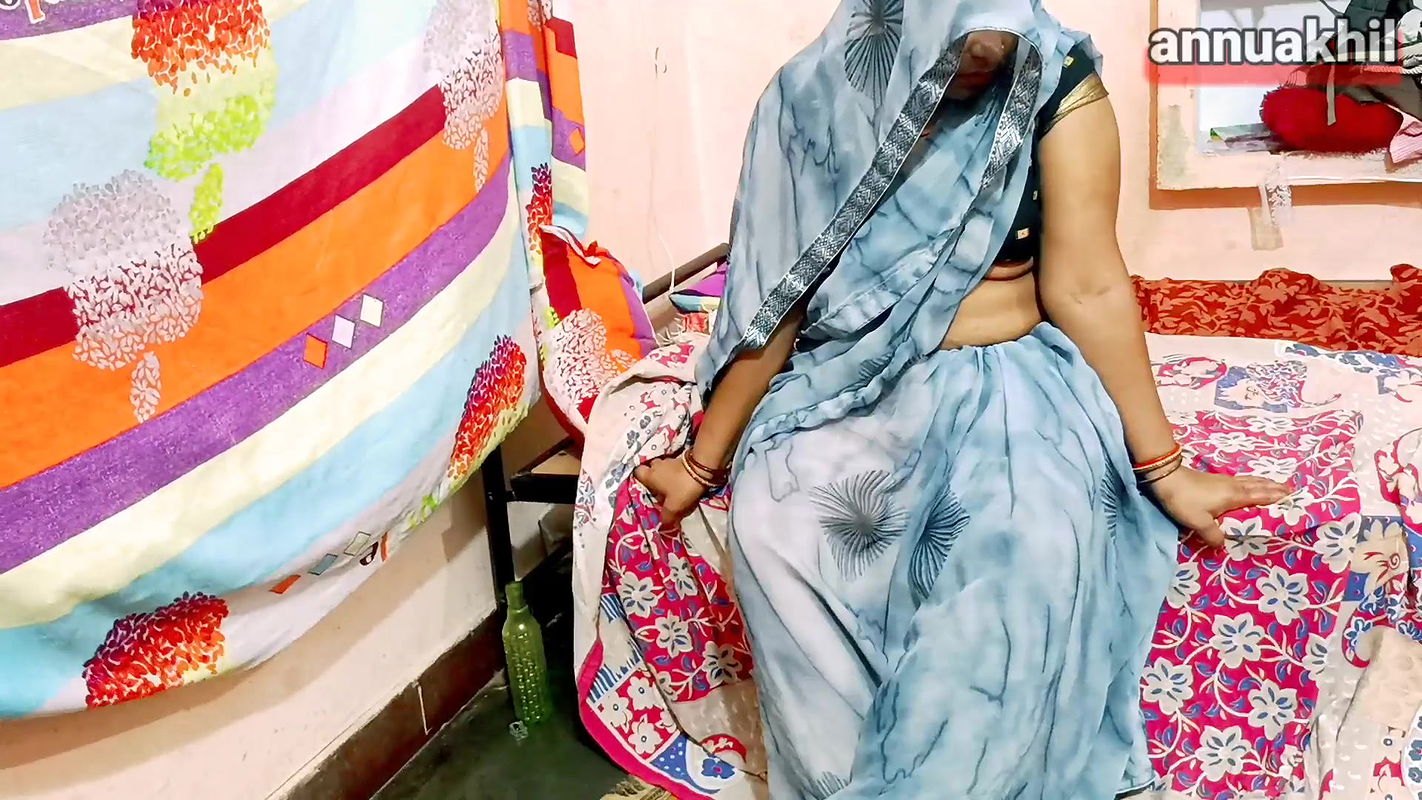 Indian desi bhabhi ko dever me pata kr choda jb gr me koi nhi that clear hindi vioce