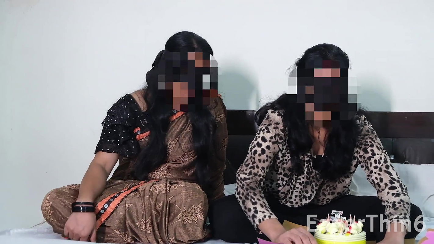 indian choti bahan ne apne bhai ke janamdin per badi bahan ki choot gift me dilwayi hindi audio