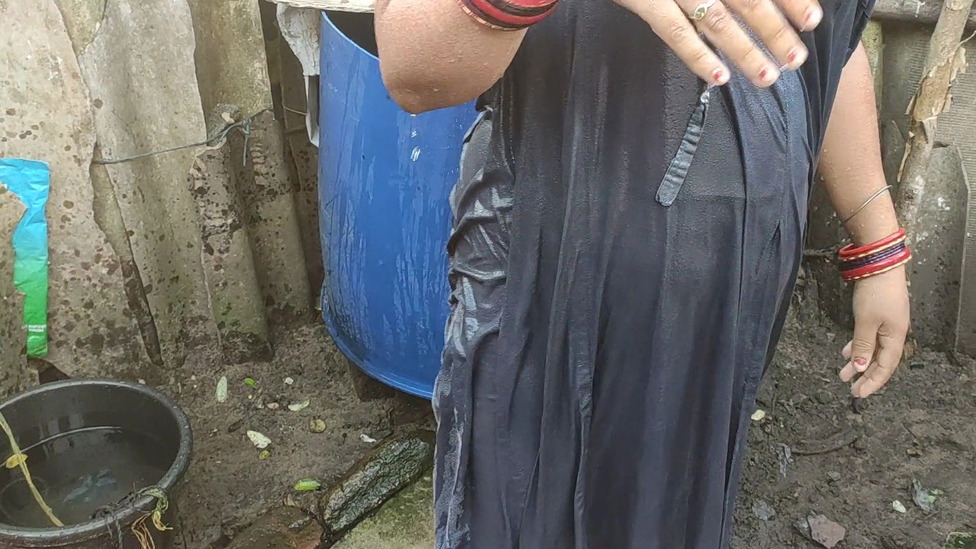 Indian bhabhi ki hot boobs aur