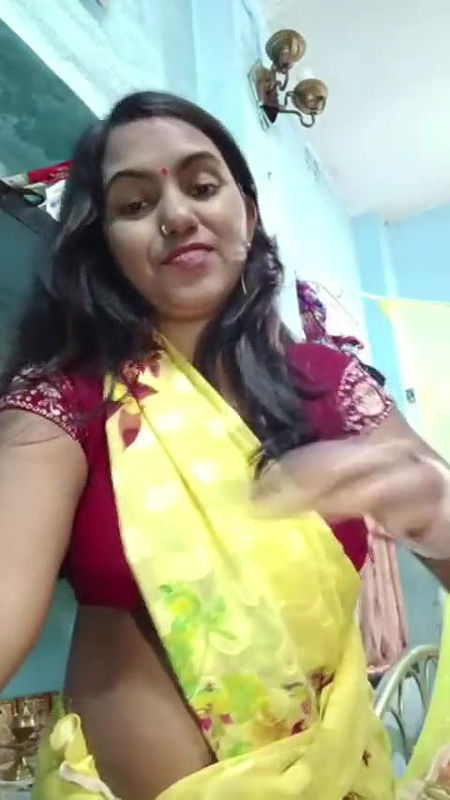 Indian bangla hot lonely aunty video with cute face