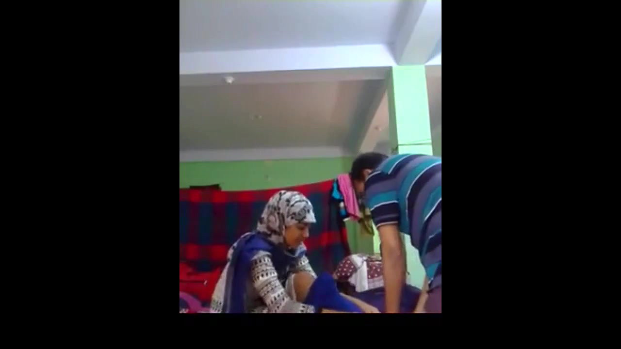 pakistani young hijab girl boobs sucked hard