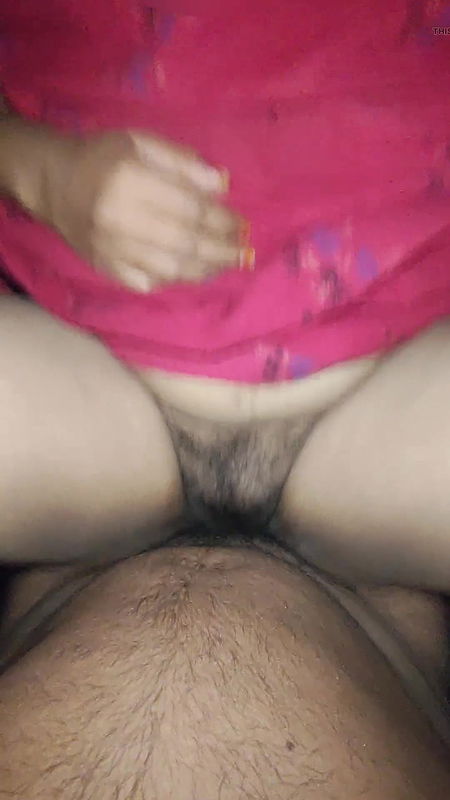 Indian Aunty Visaakaa in nighty breast squeeze sex at night