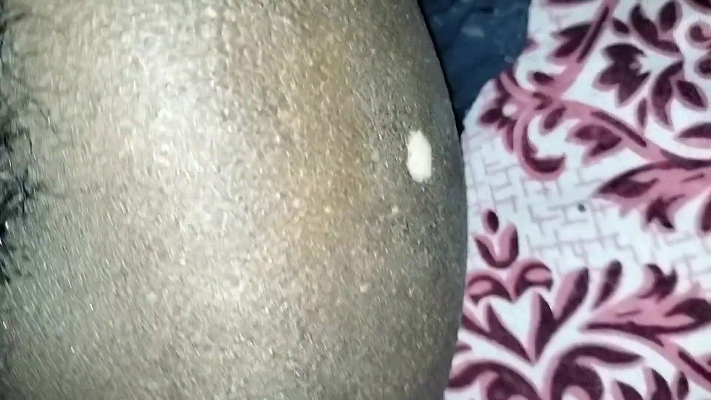 India Boudi k gumer modhhe chude dilo