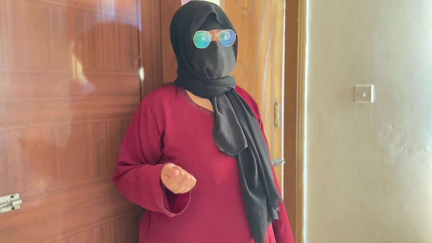 I’m a muslim shy sensual woman, husband can’t fulfill my sexual needs so I call stepson, then he tied my hands & fucked me Rough