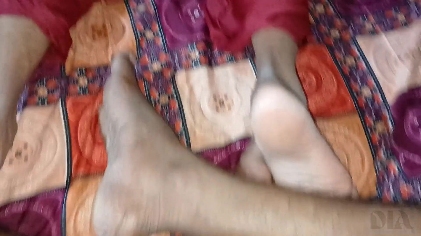 I Fucked My Friends Girlfriend when he went out Indian cute desi Bhabhi