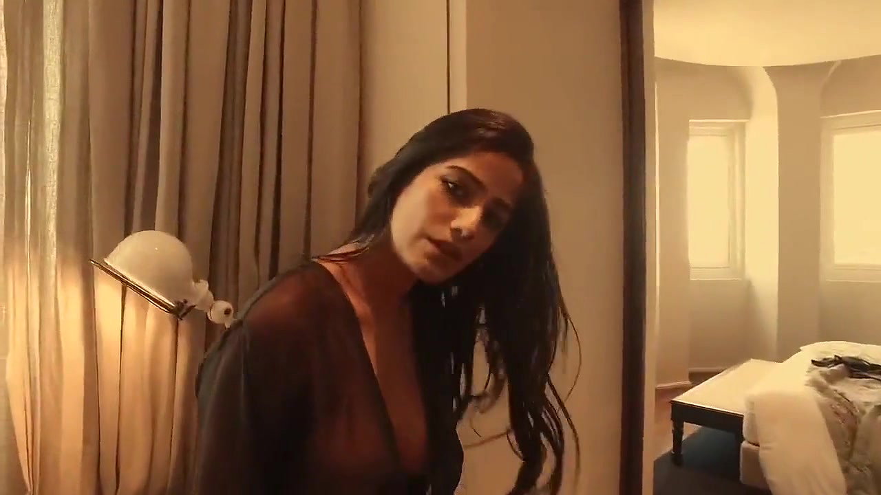 poonam pandey virgin role play