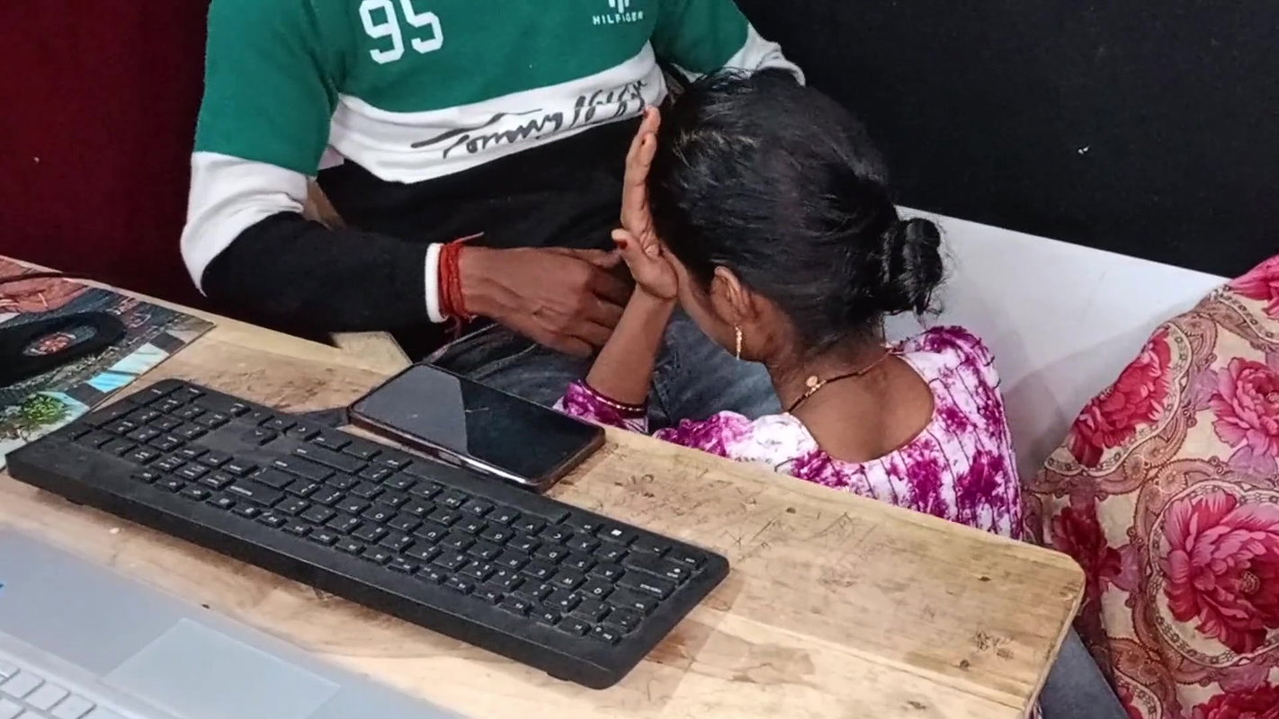 Hot Wife Fucked HARD Desi Sexxy Video