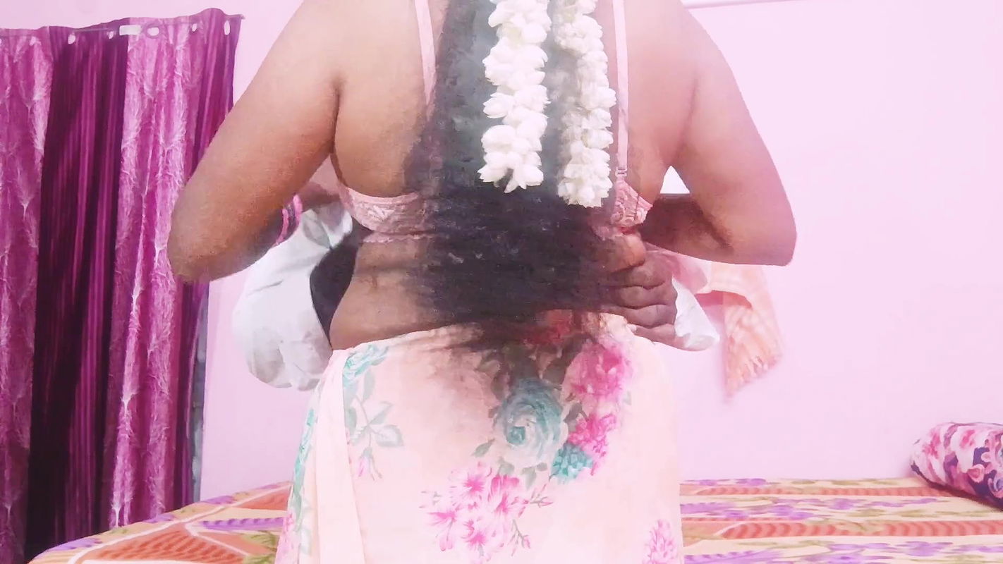 Hot sexy saree housewife fucking tailor, telugu dirty talks