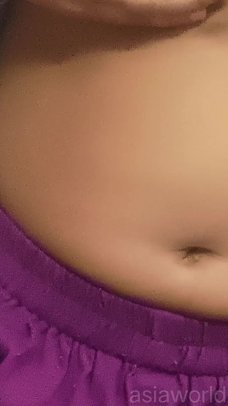 Hot riya bhabi showing big boobs hairy pussy