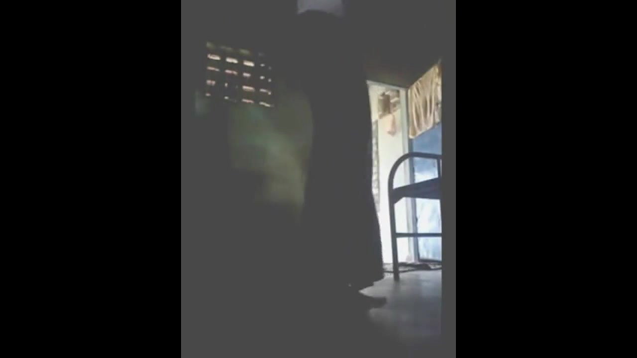 real tamil wife caught fucking with neighbour guy