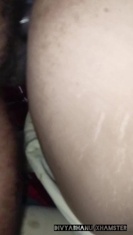 Hot Indian bhabhi Divya used by her husband