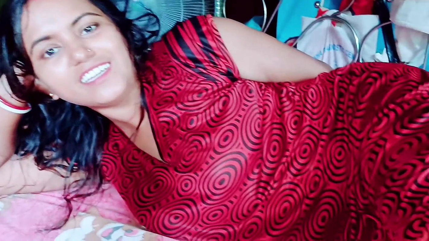 Hot Desi hot Indian Couple has on Christmas Day