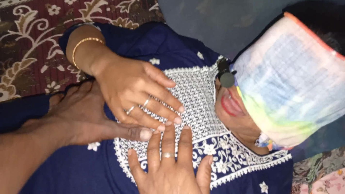 Hot bhabhi ko chod ne maja aagya