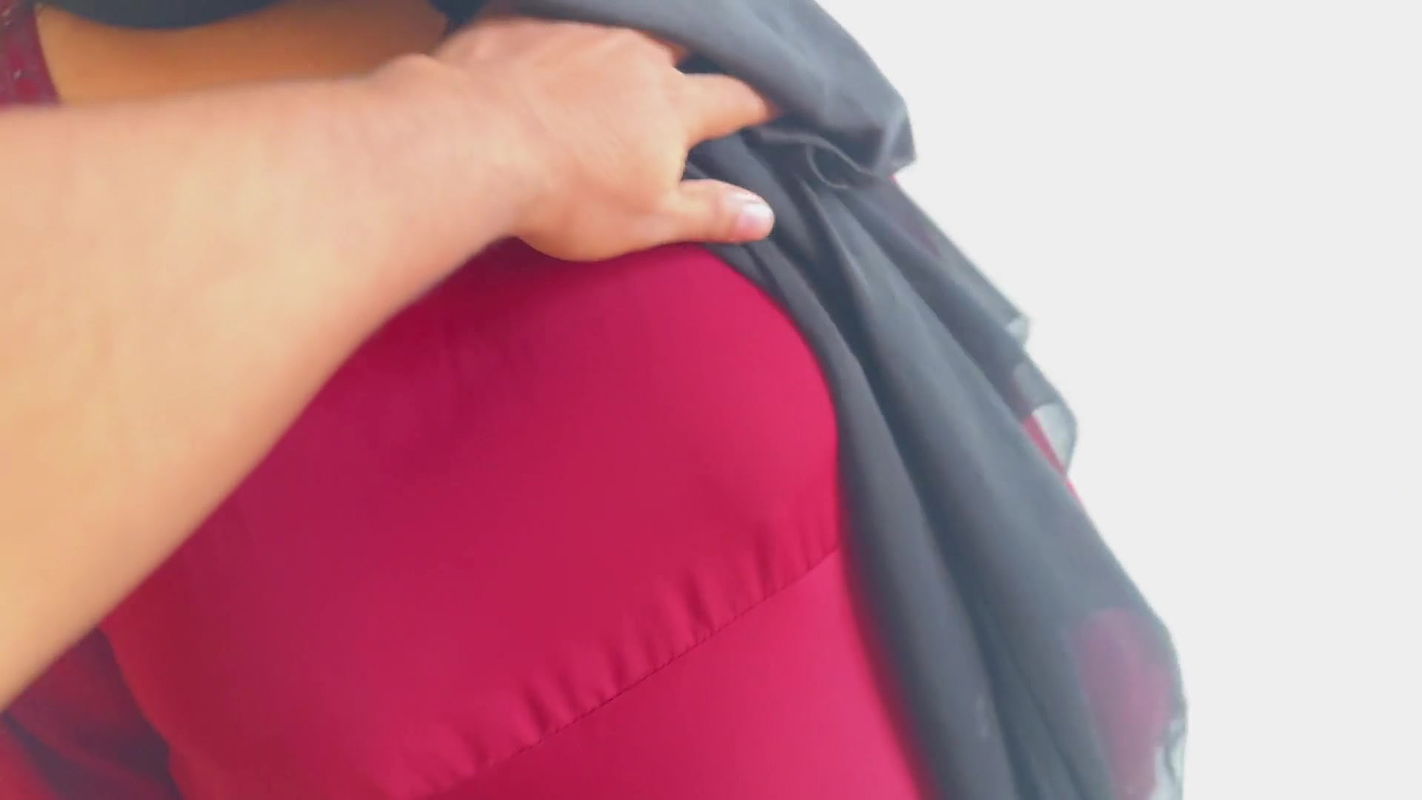 HIJAB HOOKUP – Curvy Muslim Real Maid Fucked By Home Owner While She Cleaning Bed Room (Big Ass Maid Fuck in Saudi Arab)