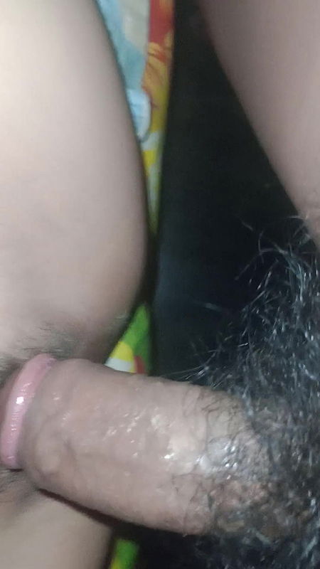 Having sex with your wife for the first time on the wedding night