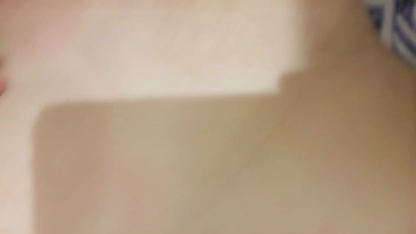 Girlfriend ne dikhai apni chut or Lund ko hilaya pani nikalne ki koshish