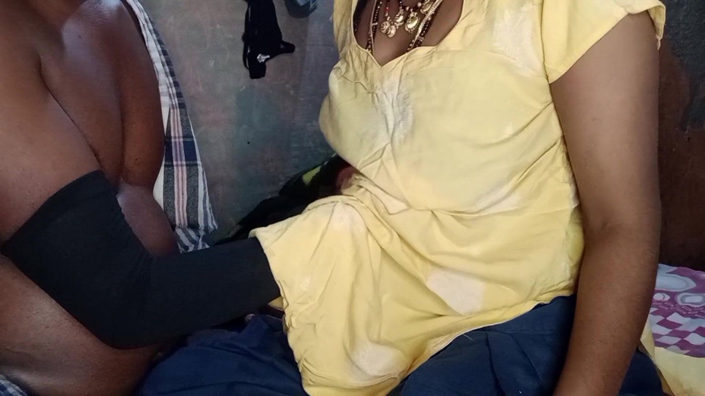 Found step aunty alone at home and fucked her