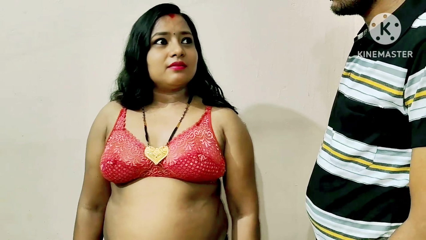 Extreme tight Ass Angry Bhabhi Romance with Neighbour Boy During Electrician Fault Repairing with Hindi audio