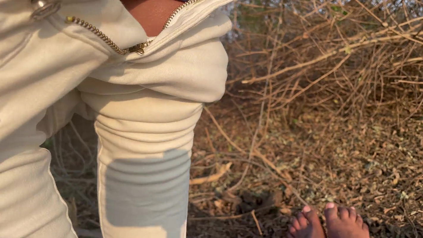 EX GIRLFRIEND SEDUCED AND FUCKED ROUGHLY, WHILE SHE WAS ALONE IN JUNGLE