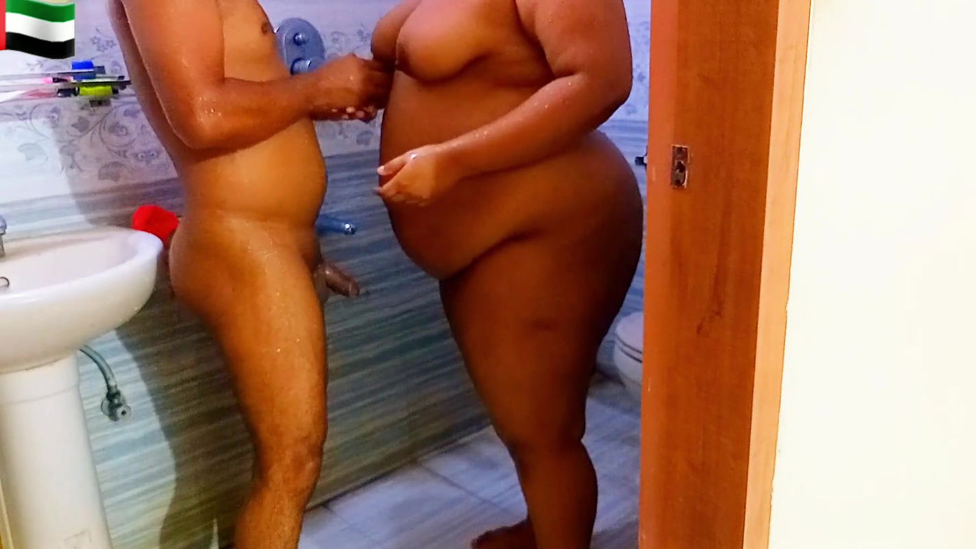 Dost Ki Dhoka dea Uski Wife ko Sat Bathroom Per Kya Kand