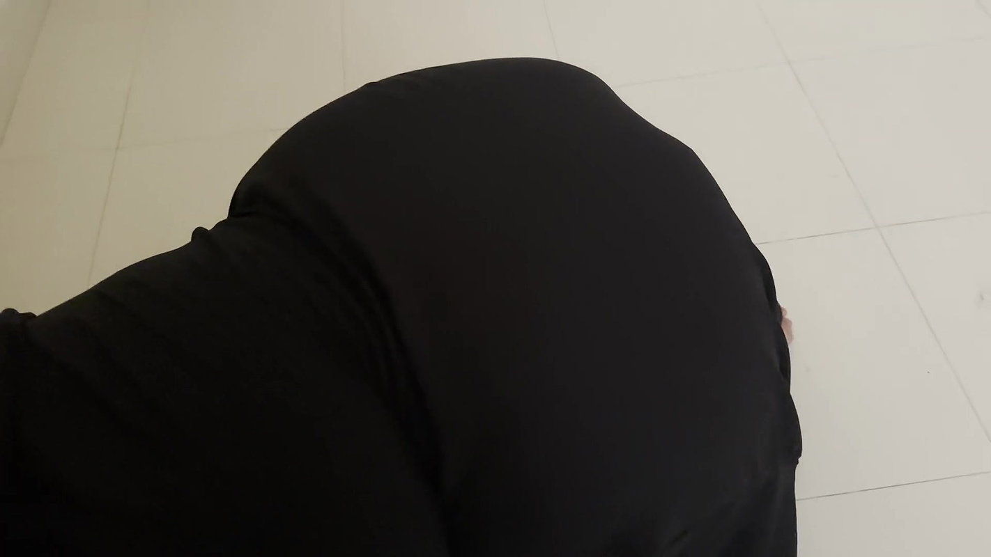 Dogystyle Fucking A Hijabi Muslim Maid In Hotel When She Stuck Inside Bathroom Doors – Anal Fuck In Arab Hotel